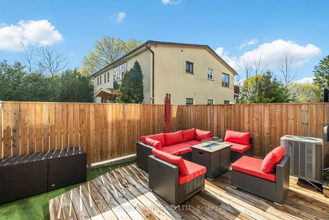 Photo 35 at 7 Kenneth Wood Crescent, Newtonbrook East, Toronto