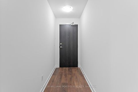 Photo 1 at 1009 - 50 Bruyeres Mews, Niagara, Toronto