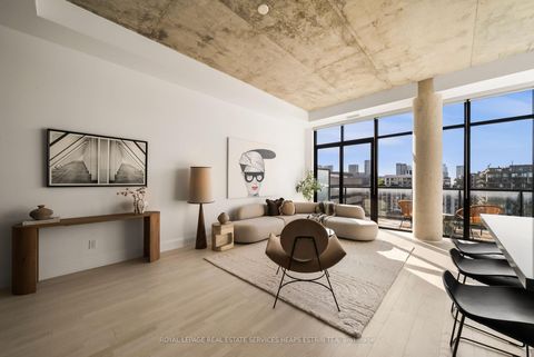 Photo 11 at PH05 - 608 Richmond Street W, Waterfront Communities C1, Toronto