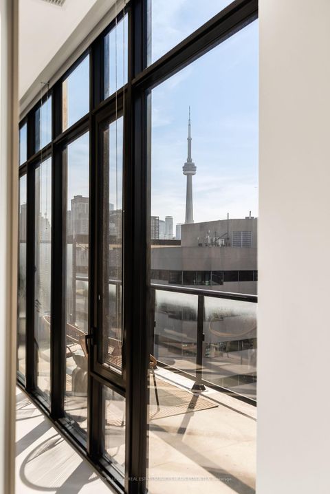 Photo 26 at PH05 - 608 Richmond Street W, Waterfront Communities C1, Toronto