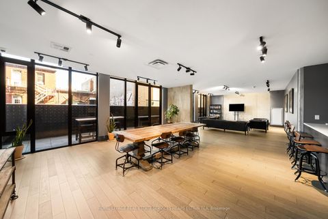 Photo 32 at PH05 - 608 Richmond Street W, Waterfront Communities C1, Toronto