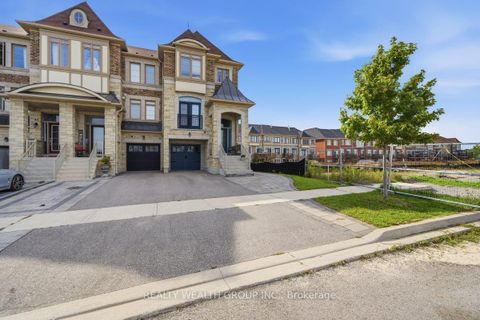 Photo 2 at 122 Dundonnell Place, Vellore Village, Vaughan