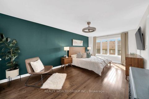 Photo 23 at 122 Dundonnell Place, Vellore Village, Vaughan