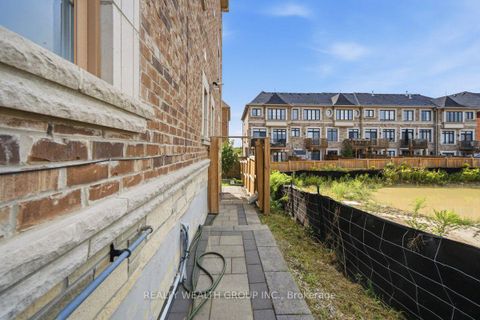 Photo 29 at 122 Dundonnell Place, Vellore Village, Vaughan