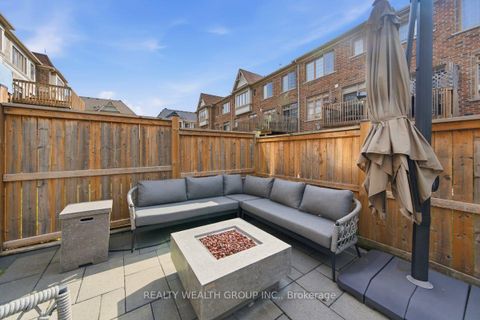 Photo 31 at 122 Dundonnell Place, Vellore Village, Vaughan