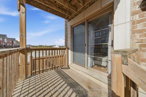 Photo 32 at 122 Dundonnell Place, Vellore Village, Vaughan