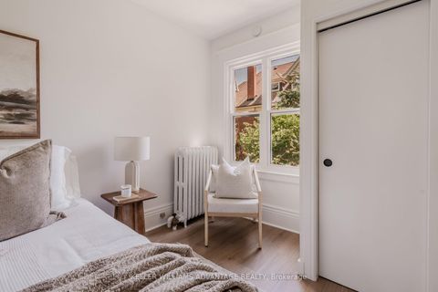 Photo 9 at 3 Columbine Avenue, The Beaches, Toronto