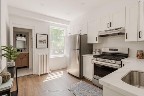 Photo 12 at 3 Columbine Avenue, The Beaches, Toronto