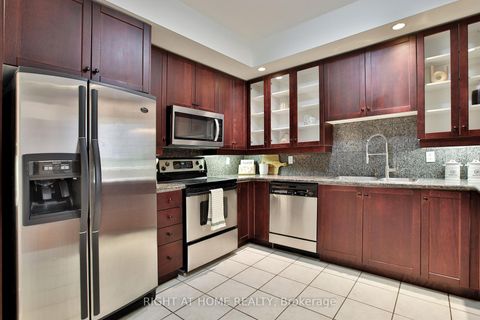 Photo 15 at 404 - 123 Eglinton Avenue E, Mount Pleasant West, Toronto
