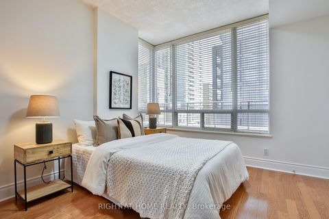 Photo 29 at 404 - 123 Eglinton Avenue E, Mount Pleasant West, Toronto