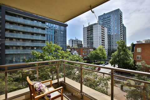Photo 35 at 404 - 123 Eglinton Avenue E, Mount Pleasant West, Toronto