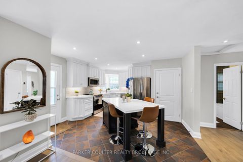 Photo 7 at 7 Oakley Park Square, Wellington, Barrie