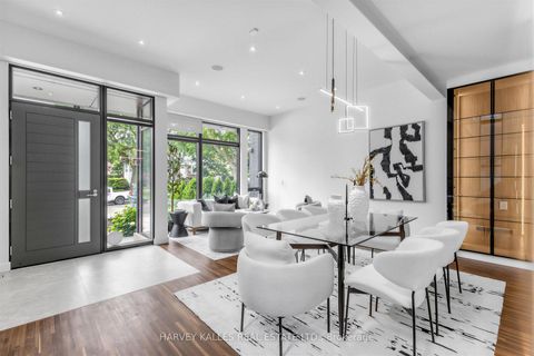Photo 2 at 5 Braemar Avenue, Forest Hill South, Toronto