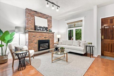 Photo 3 at 334 Albany Avenue, Casa Loma, Toronto