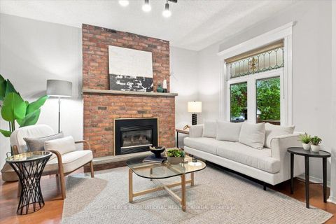 Photo 5 at 334 Albany Avenue, Casa Loma, Toronto
