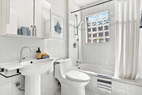 Photo 24 at 334 Albany Avenue, Casa Loma, Toronto