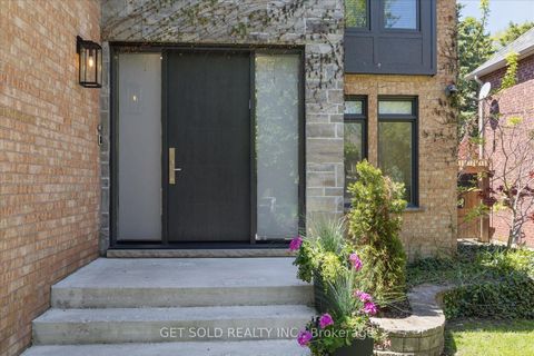 Photo 2 at 64 Spence Drive, Aurora Highlands, Aurora