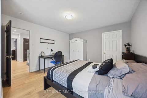 Photo 30 at 64 Spence Drive, Aurora Highlands, Aurora