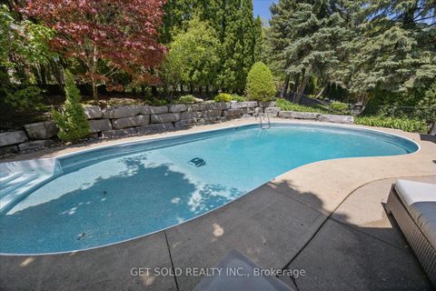 Photo 40 at 64 Spence Drive, Aurora Highlands, Aurora