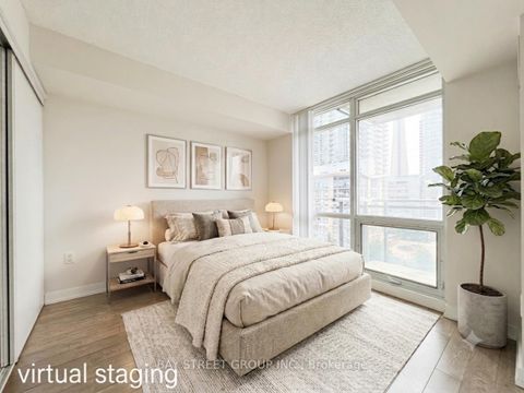 Photo 2 at 807 - 11 Brunel Court, Waterfront Communities C1, Toronto