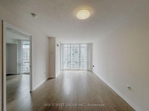 Photo 12 at 807 - 11 Brunel Court, Waterfront Communities C1, Toronto