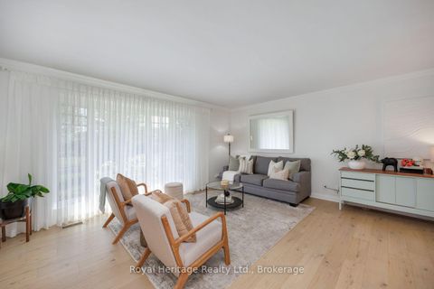 Photo 12 at 396 Jane Avenue, Northglen, Oshawa