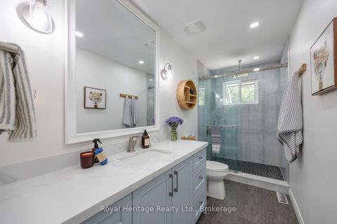 Photo 17 at 396 Jane Avenue, Northglen, Oshawa