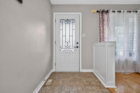 Photo 1 at 24 Stoneybrook Crescent, Ardagh, Barrie