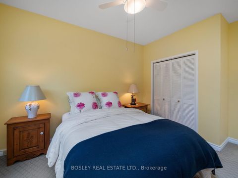 Photo 32 at 10 De Savery Crescent, Mount Pleasant West, Toronto