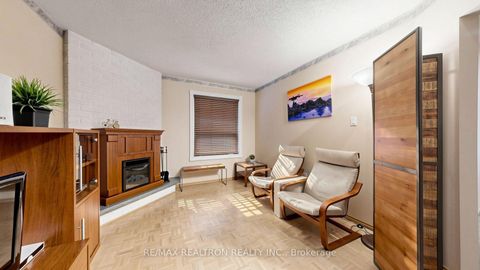 Photo 6 at 145 Campbell Avenue, Yorkhill, Vaughan