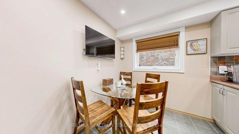 Photo 13 at 145 Campbell Avenue, Yorkhill, Vaughan