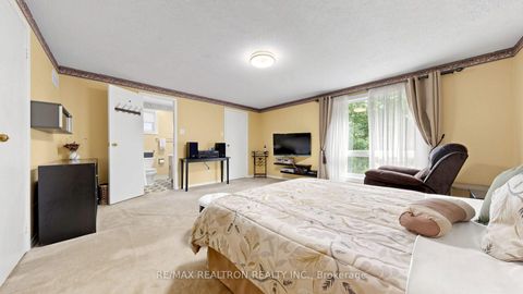 Photo 19 at 145 Campbell Avenue, Yorkhill, Vaughan