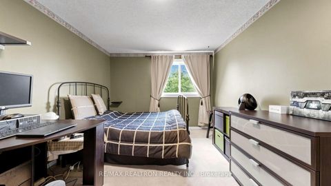 Photo 23 at 145 Campbell Avenue, Yorkhill, Vaughan