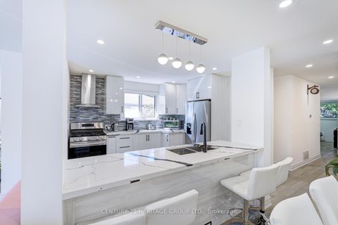 Photo 16 at 117 Marbury Crescent, Donalda, Toronto