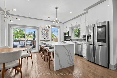 Photo 9 at 15 Nineteenth Street, New Toronto, Toronto