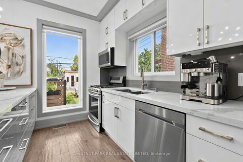 Photo 12 at 15 Nineteenth Street, New Toronto, Toronto