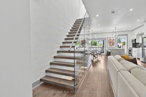 Photo 15 at 15 Nineteenth Street, New Toronto, Toronto