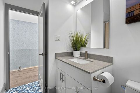Photo 32 at 15 Nineteenth Street, New Toronto, Toronto