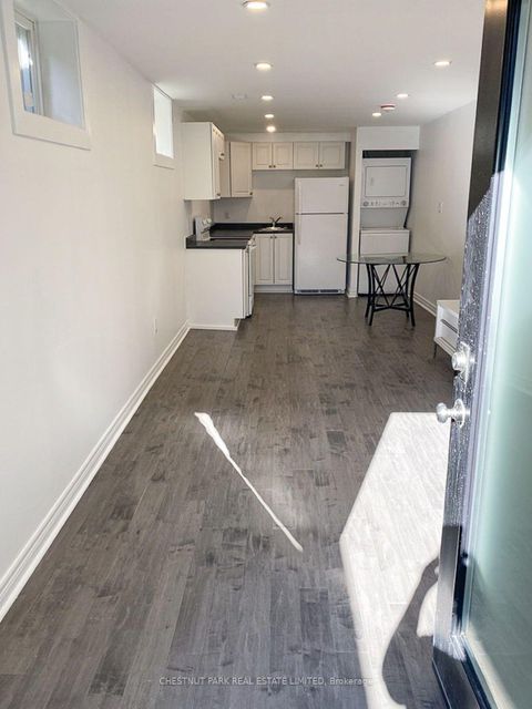 Photo 35 at 15 Nineteenth Street, New Toronto, Toronto