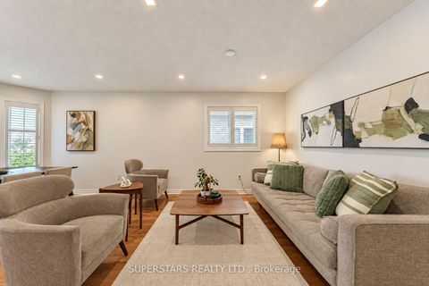 Photo 5 at 167 Humberland Drive, Oak Ridges, Richmond Hill