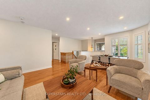 Photo 8 at 167 Humberland Drive, Oak Ridges, Richmond Hill