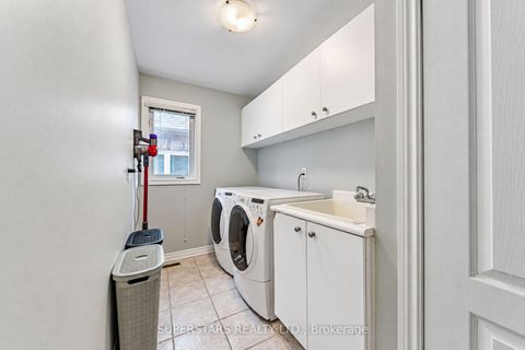 Photo 20 at 167 Humberland Drive, Oak Ridges, Richmond Hill
