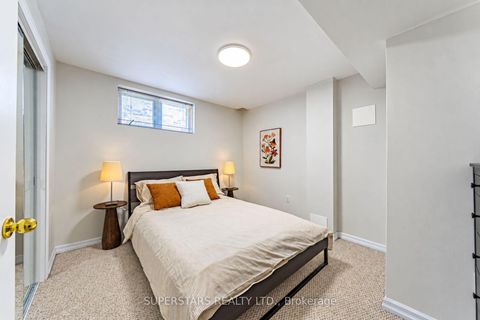 Photo 26 at 167 Humberland Drive, Oak Ridges, Richmond Hill