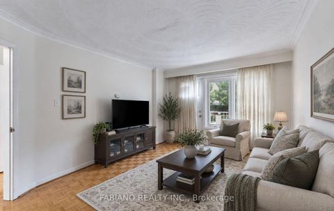 Photo 4 at 549 Gladstone Avenue, Junction, Toronto
