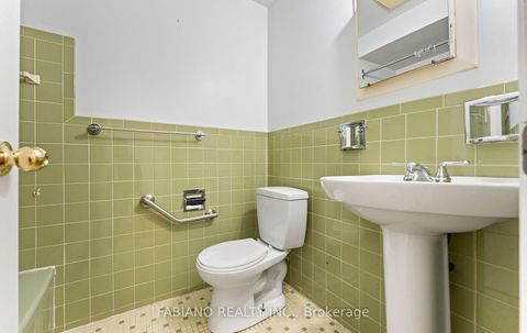 Photo 12 at 549 Gladstone Avenue, Junction, Toronto