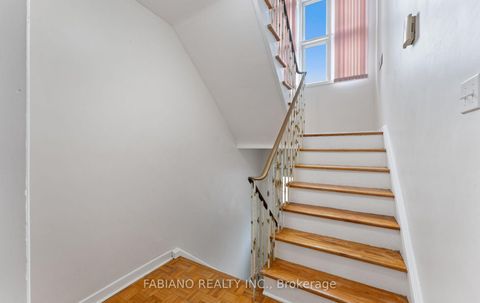 Photo 16 at 549 Gladstone Avenue, Junction, Toronto