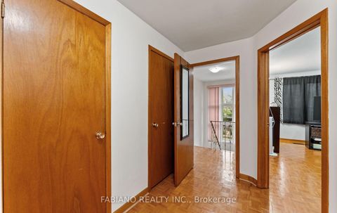 Photo 18 at 549 Gladstone Avenue, Junction, Toronto