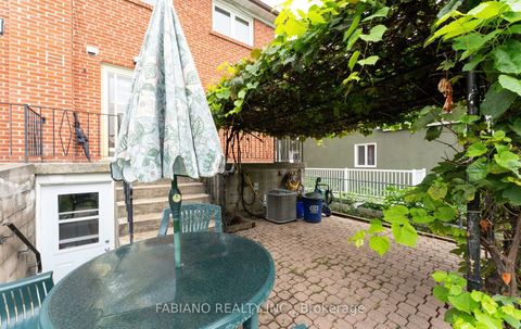Photo 41 at 549 Gladstone Avenue, Junction, Toronto