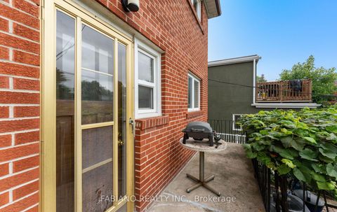 Photo 42 at 549 Gladstone Avenue, Junction, Toronto