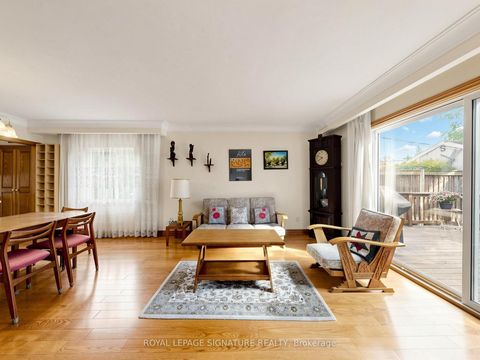 Photo 5 at 8 Ternhill Crescent, Don Mills, Toronto